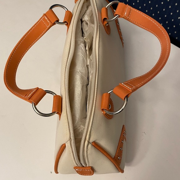 JLo Handbag - Picture 4 of 7